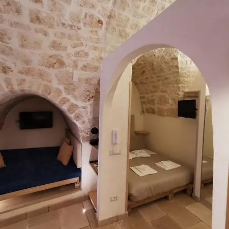 Homebo Opera Prima